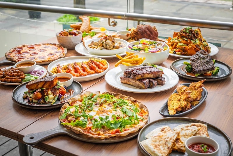 SQUE Rotisserie & Alehouse — restaurant in Clarke Quay — main photo