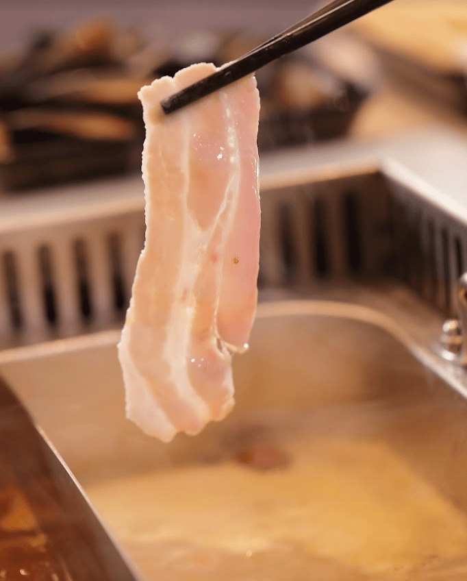 Zhong Hua Steamboat restaurant in Bugis