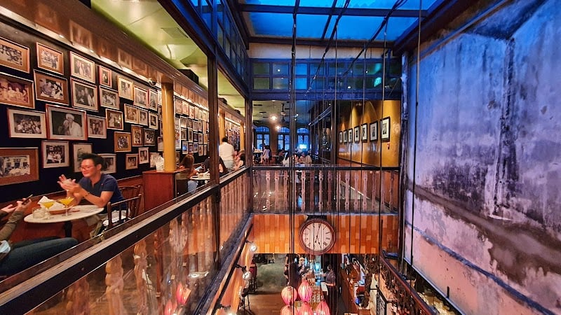 No.5 Emerald Hill — restaurant in Newton — main photo