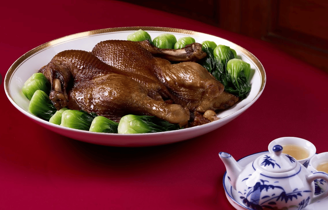 Tien Court Restaurant — restaurant in Clarke Quay — main photo