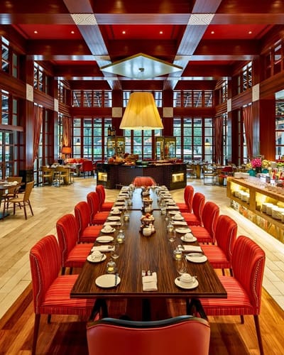 KWEE ZEEN — International restaurant in Sentosa