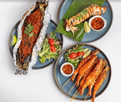 8 Degree Lounge - Bukit Batok — Bar restaurant in Bukit Batok