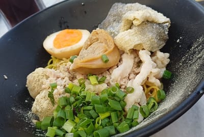 Lam's Kitchen @ Race Course — Chinese restaurant in Little India