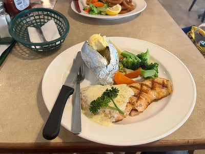 Buddy Hoagies Steak & Grill Restaurant -Bukit Timah — restaurant in Bukit Timah — photo 3