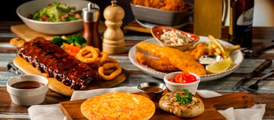 Buddy Hoagies Steak & Grill Restaurant -Rendezvous Hotel Singapore — restaurant in Museum — photo 3