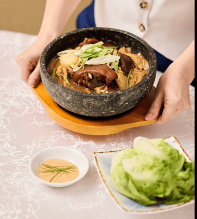 Tien Court Restaurant — restaurant in Clarke Quay — photo 4
