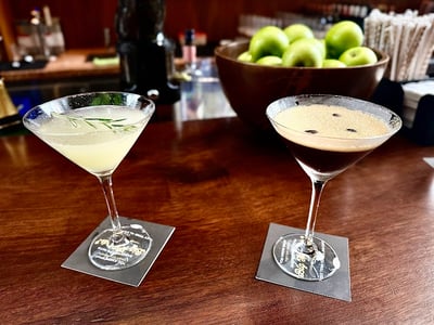 Martini Bar — restaurant in Orchard — photo 3