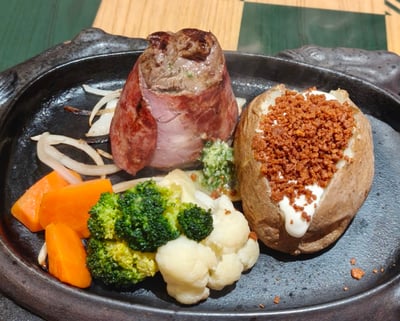 Eatzi Gourmet Steakhouse & Bistro — restaurant in Yishun — photo 2