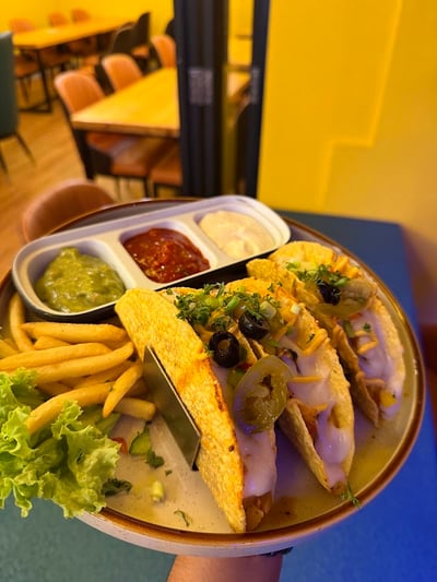 Royal Jewel of India: (भारत का शाही गहना) — restaurant in Clarke Quay — photo 2