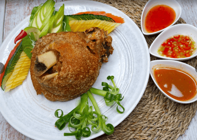 Kin Leaw Chill - Authentic Thai Food In Singapore — restaurant in Outram — photo 4