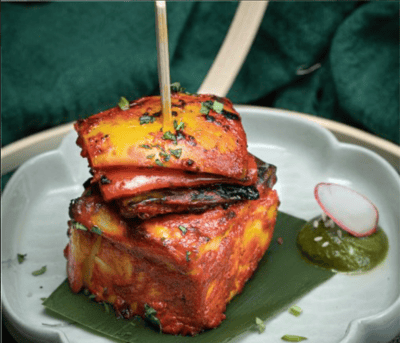 27 Degrees West - gallery image 2