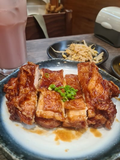 Ramen Hitoyoshi (The Seletar Mall) — restaurant in Sengkang — photo 2