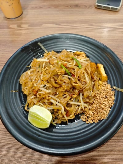 Rama IX Thai Kitchen - Grantral Mall — restaurant in Toa Payoh — photo 2