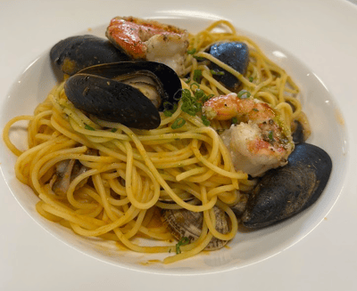 Le Petit Paris — restaurant in Bedok — photo 3