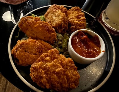 Cook & Brew — restaurant in Downtown Core — photo 3