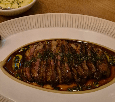 Noa Lounge - gallery image 3