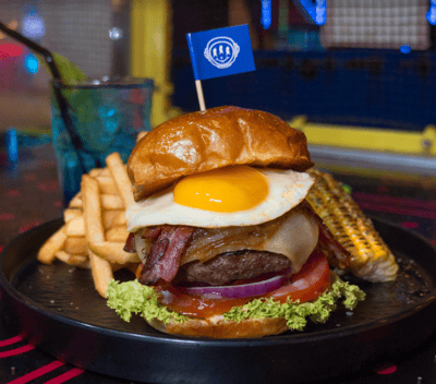 Level Up - Bar & Arcade @ Clarke Quay — restaurant in Clarke Quay — photo 3