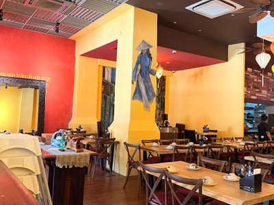 Red Sparrow — restaurant in Tanglin — photo 2