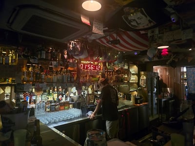 Skinny's Lounge — restaurant in Clarke Quay — photo 3