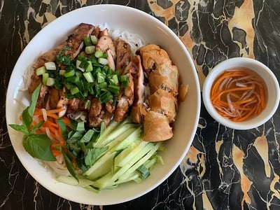 Drunken Pot & Pho Ngon VietNam — restaurant in Kallang — photo 2
