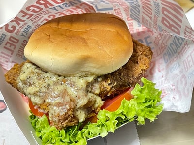 Ordinary Burgers - Sembawang — restaurant in Sembawang — photo 3