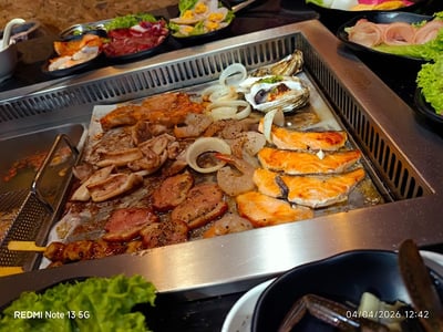 Gangnam Story Korean Steamboat & BBQ Buffet — restaurant in Orchard — photo 3