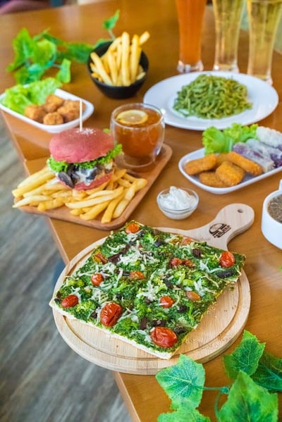 nomVnom Bistro - Clarke Quay Central Mall — restaurant in Clarke Quay — photo 2