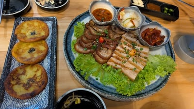 Dalcomhan Bam Korean Restaurant East Village — restaurant in Bedok — photo 3