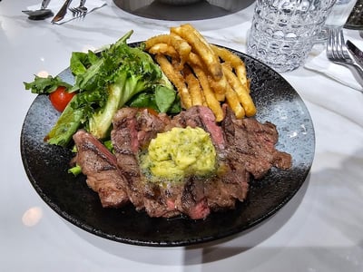 Gigi Gastrobar & Bistro - Changi City Point — restaurant in Tampines — photo 3