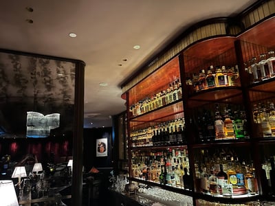 Quaich Bar Wanderlust — restaurant in Downtown Core — photo 3