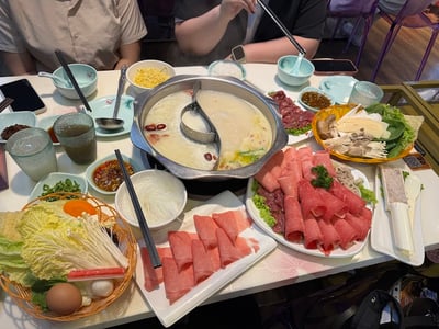 Shi Li Fang Hot Pot - Thomson Plaza — restaurant in Bishan — photo 2