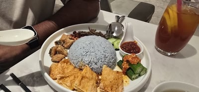 Lotus Vegetarian — restaurant in Novena — photo 3