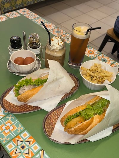 The Viet Roti @ Joo Chiat — restaurant in Geylang — photo 2