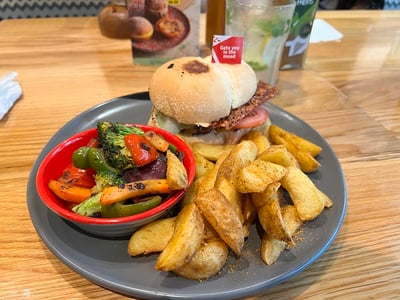 Nando's Tampines Mall | Flame-Grilled PERi-PERi Chicken — restaurant in Tampines — photo 2