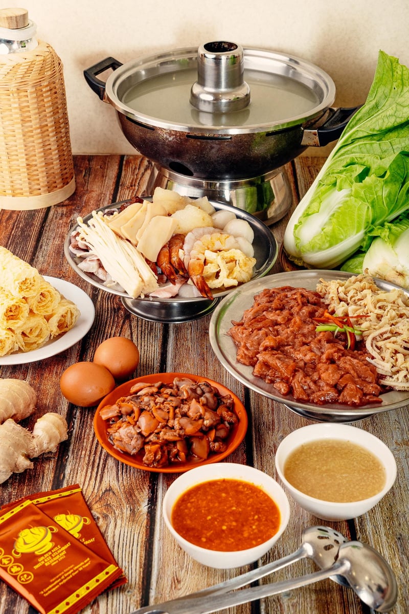 Golden Mile Thien Kee Steamboat Hainanese Restaurant (Chinatown) — restaurant in China Town — main photo