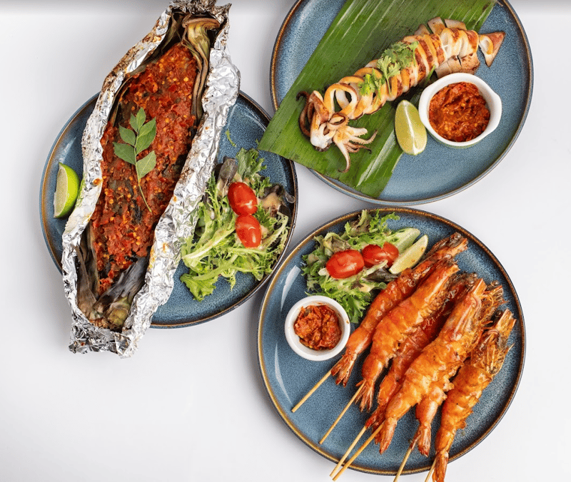 8 Degree Lounge - Bukit Batok — restaurant in Bukit Batok — main photo